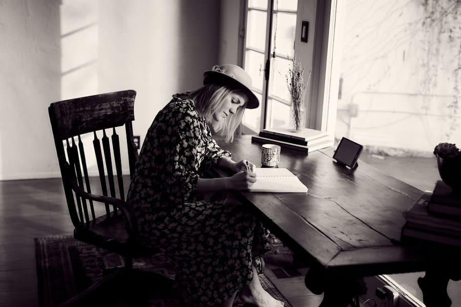 Photo writing literary fiction tips