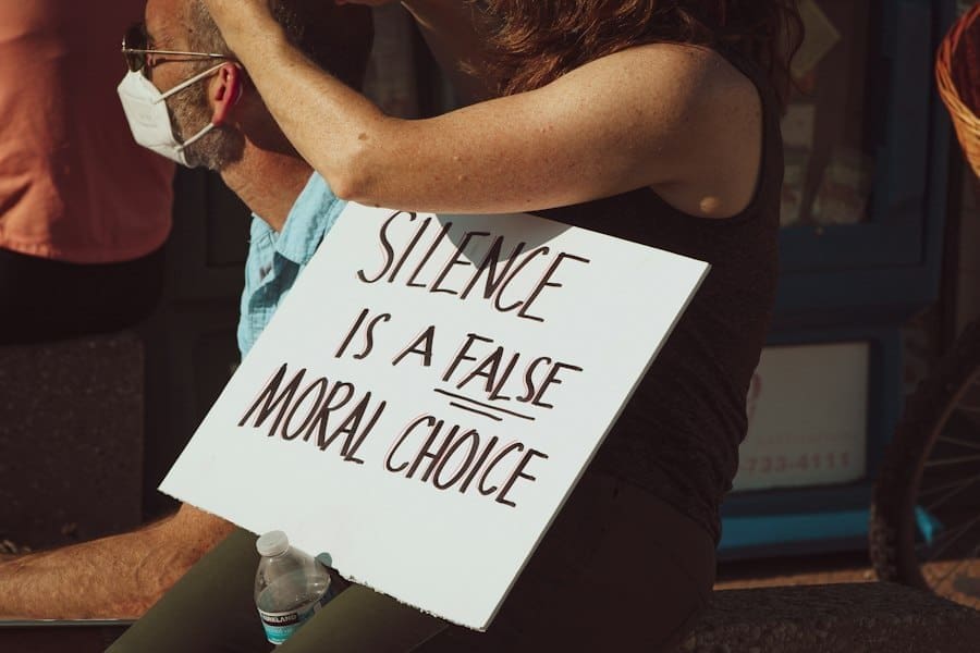 theme vs moral difference