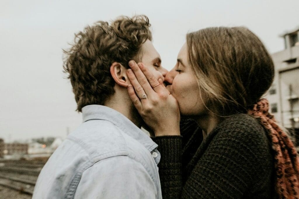 Photo writing kissing scene tips