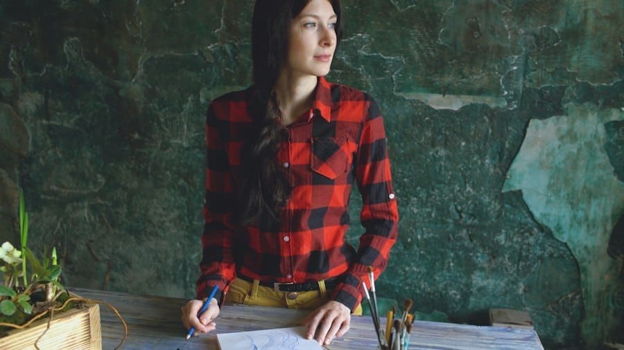 strong female characters writing tips